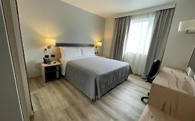 Diego De Almagro Providencia Express Hotel 4*